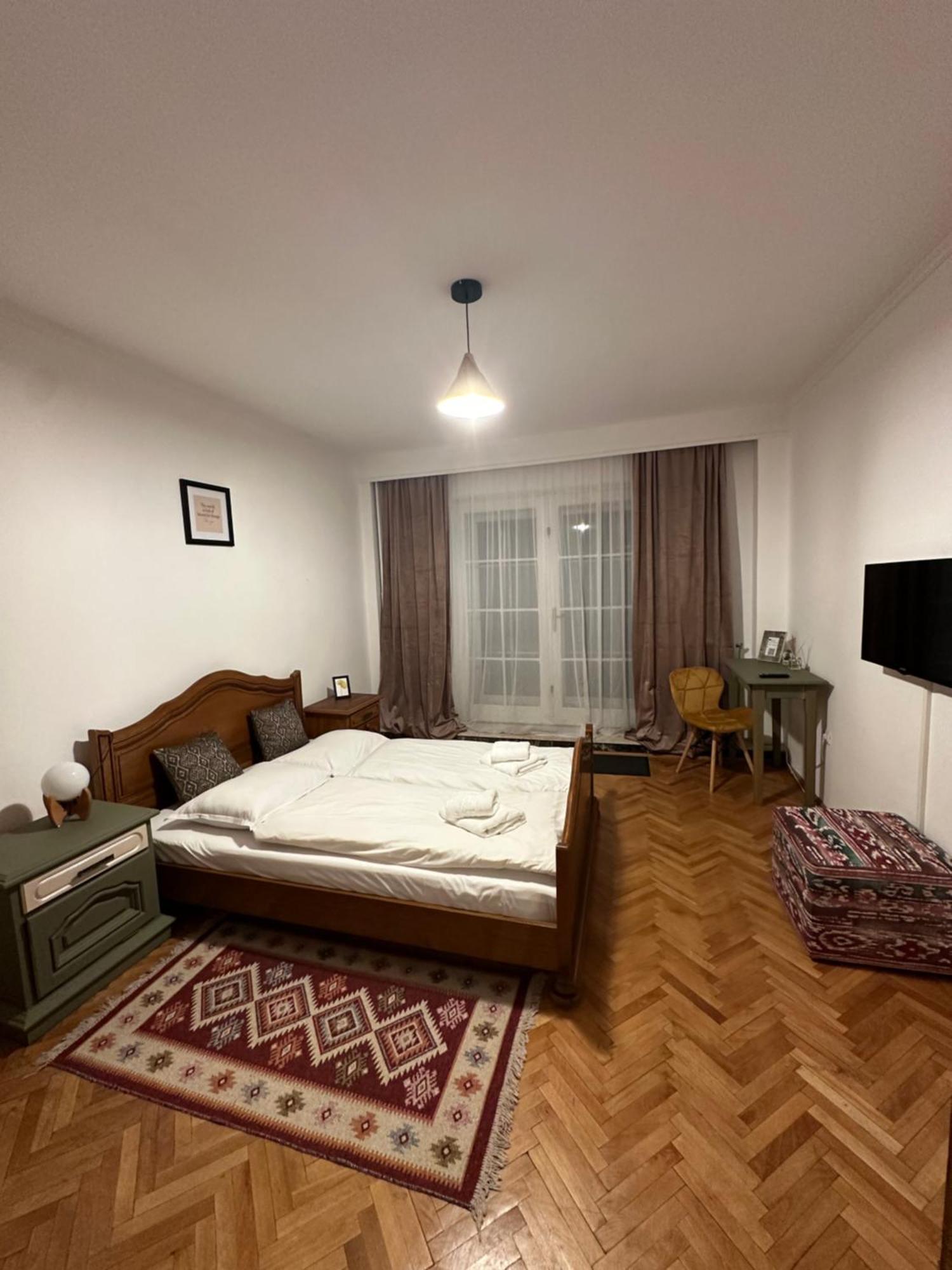 Pine Peak Apartments Предеал Екстериор снимка