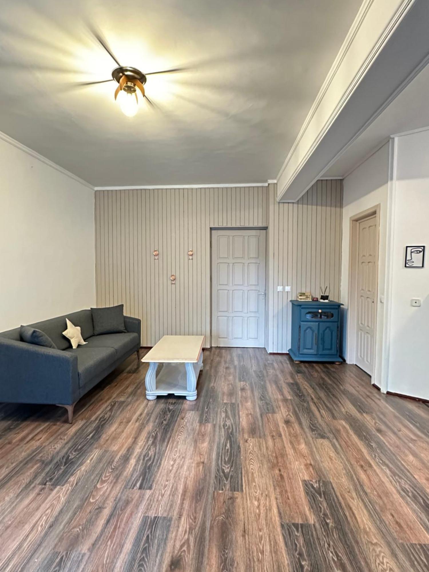 Pine Peak Apartments Предеал Екстериор снимка