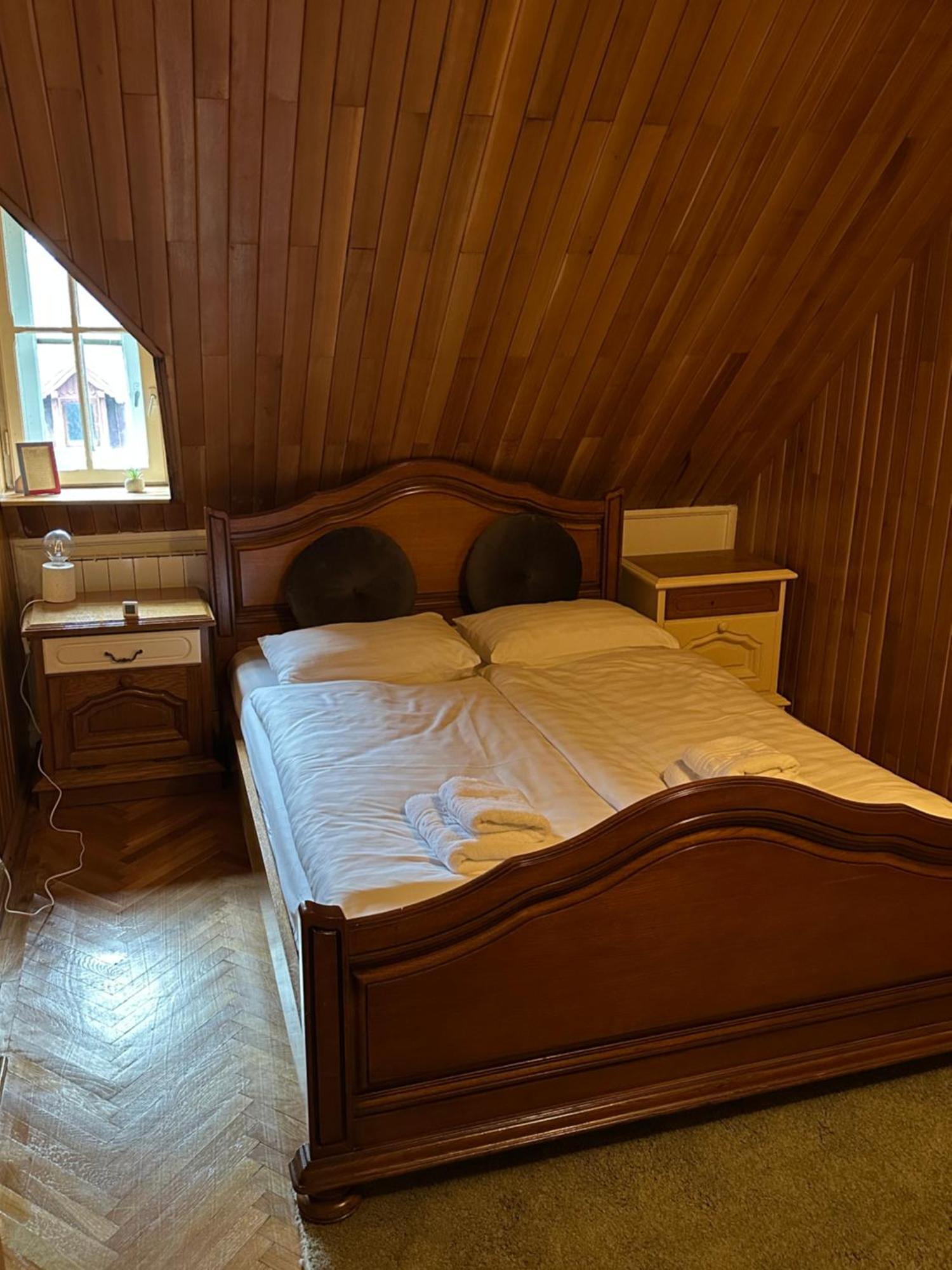 Pine Peak Apartments Предеал Екстериор снимка